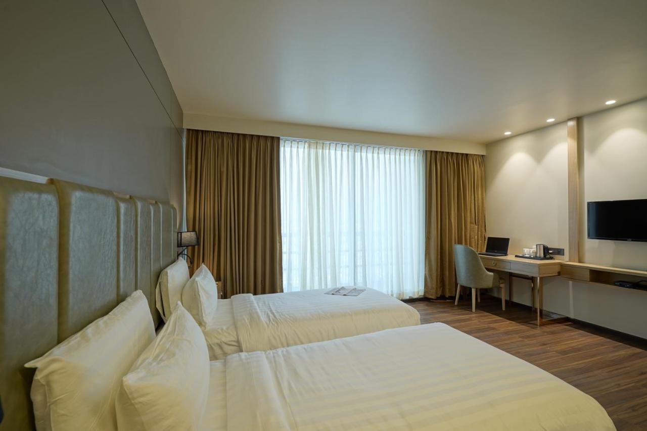 The Galleria Hotel Раджкот Екстер'єр фото
